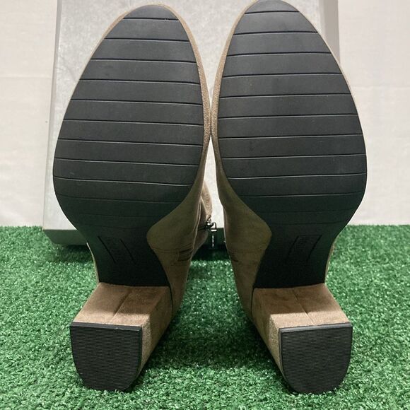 Kenneth Cole Reaction Time For Fun Booties women’s size 8.5 (OKPM-07-043) - Picture 4 of 14